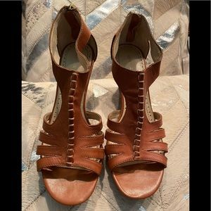 Adrienne Vittadini Leather Wedges